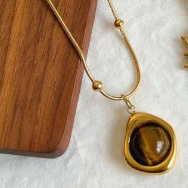 Pyrope Necklace