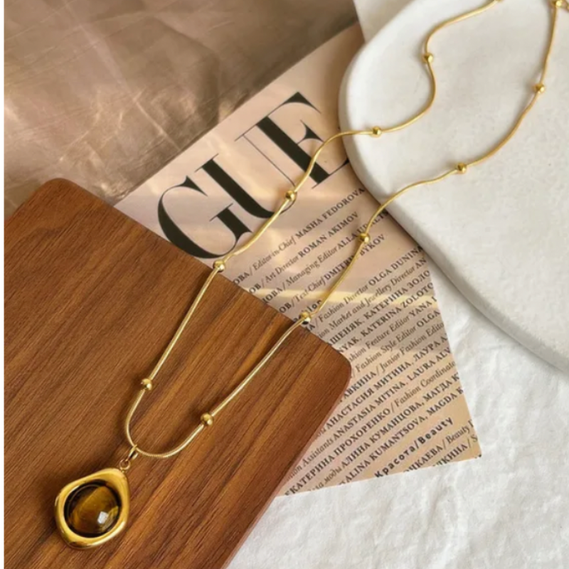 Pyrope Necklace